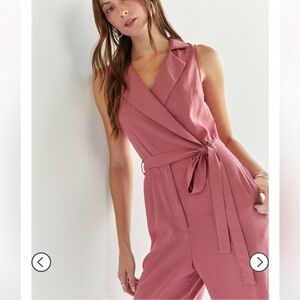 NWT Francesca’s Sleeveless Rust Jumpsuit